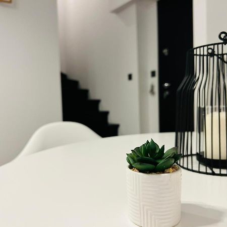 Upon Boutique Apartment Sinaia Bagian luar foto